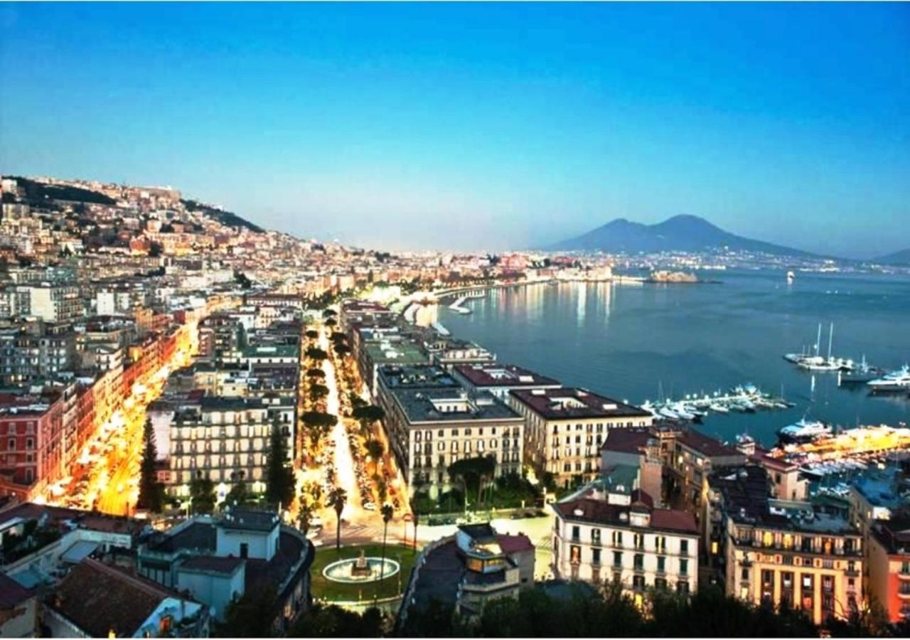 Mergellina Relais 70- Casa Vacanze Napoli Villa Exterior photo